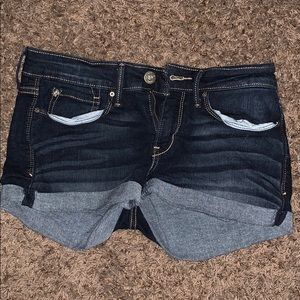 Low rise shorts